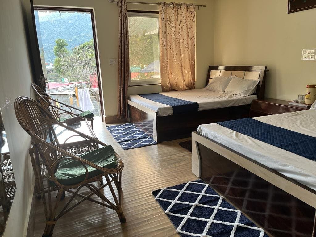 Premium 3BHK Villa at Thakshil Villa Stay homestay in Coorg - Entire 3BHK villa perfect for large families or groups with 3 bedrooms, spacious hall, private kitchen